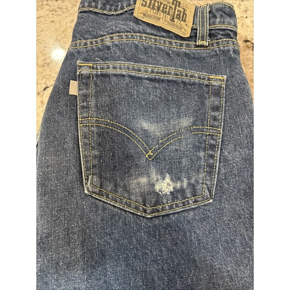 Levis no tag